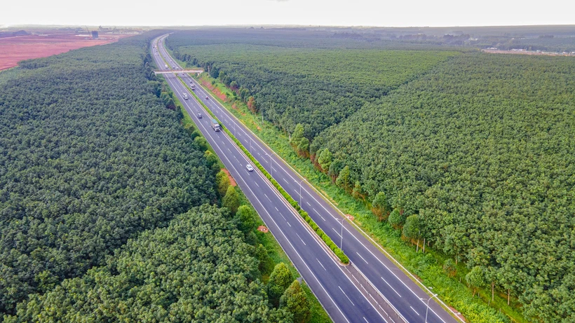 Đến năm 2026, khu vực Đồng bằng sông Cửu Long sẽ có khoảng 554km đường cao tốc. (Ảnh: PV/Vietnam+)