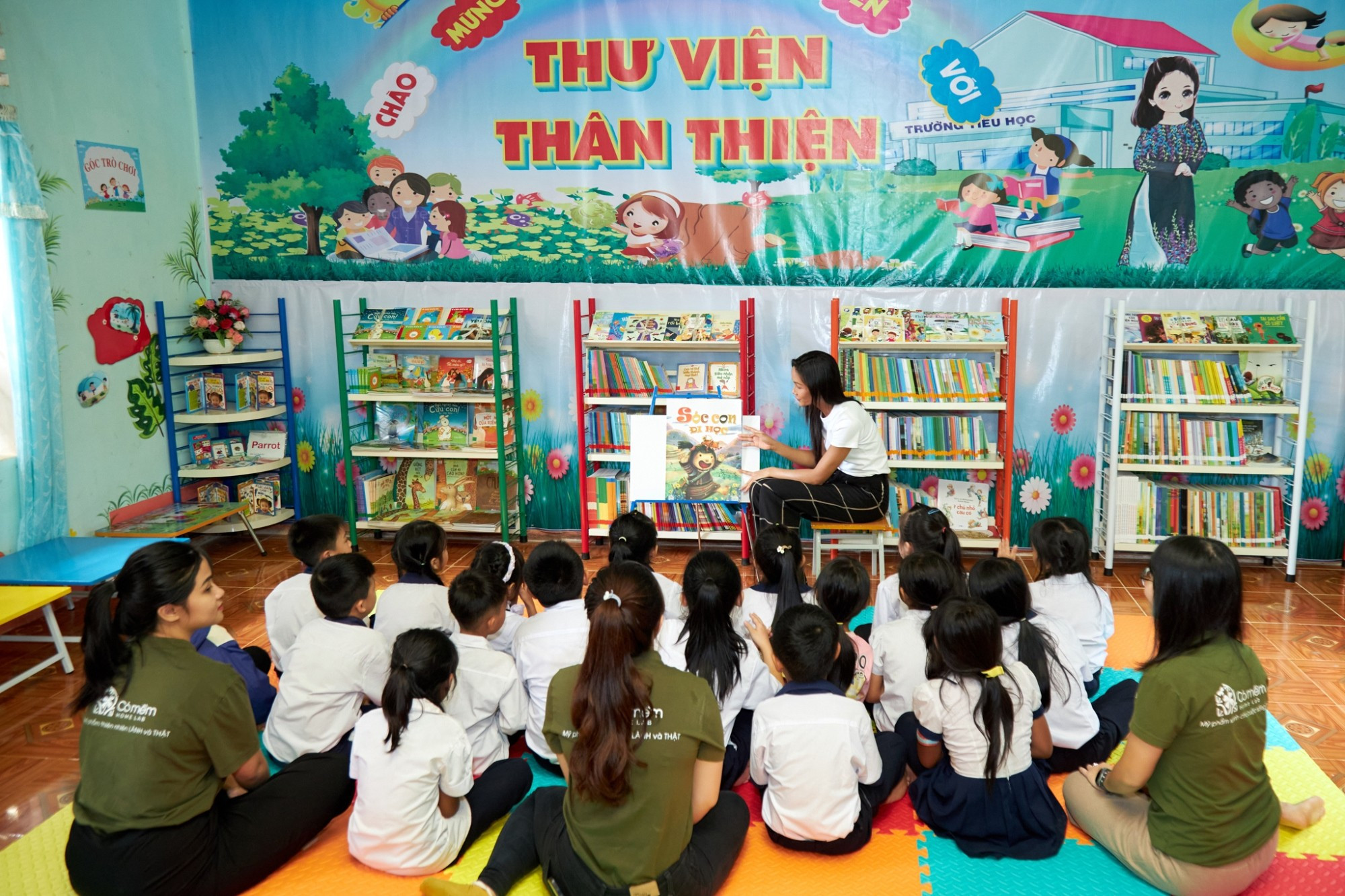 hhen-nie-xay-dung-thu-vien-02.jpg