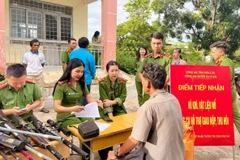 Đắk Lắk: Đổi gạo lấy vũ khí, vật liệu nổ, công cụ hỗ trợ và pháo