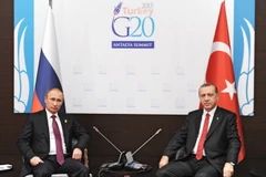 Tổng thống Thổ Nhĩ Kỳ Tayyip Erdogan và Tổng thống Nga Vladimir Putin. (Nguồn: AFP/TTXVN)