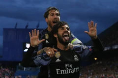 Real Madrid vào chung kết Champions League sau trận cầu hú vía