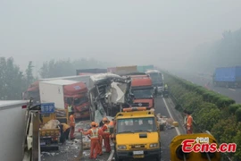 Trung Quốc: Tai nạn nghiêm trọng trên cao tốc, ít nhất 11 người chết