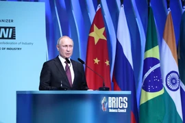 Tổng thống Nga Vladimir Putin phát biểu tại Diễn đàn doanh nghiệp BRICS ở Brasilia, Brazil, ngày 13/11/2019. (Ảnh: THX/TTXVN)