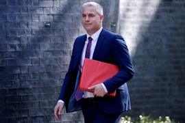 Bộ trưởng Anh phụ trách Brexit Stephen Barclay. (Ảnh: AFP/TTXVN)