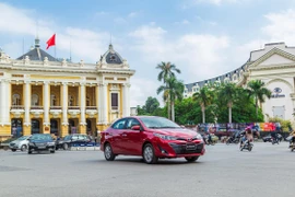 Trong dịp cuối năm, các mẫu xe sedan cỡ nhỏ và mẫu xe gầm cao có xu hướng được nhiều người tìm mua hơn. (Ảnh nguồn: TMV)