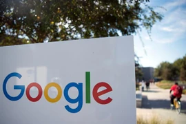 Biểu tượng Google tại trụ sở ở Menlo Park, California, Mỹ. (Ảnh: AFP/TTXVN)