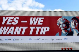 Băng rôn ủng hộ TTIP. (Nguồn: The Telegraph)