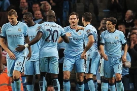 Kết quả: Lampard giúp Man City thắng hủy diệt, Barcelona bất lực