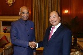 Thủ tướng Nguyễn Xuân Phúc hội kiến với Tổng thống Ấn Độ Ram Nath Kovind. (Ảnh: Thống Nhất/TTXVN)