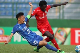 Jiangsu Suning (áo xanh) đang tạo thế trận áp đảo. (Nguồn: AFC)