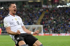 Sandro Wagner sẽ là phương án dự phòng hợp lý cho Lewandowski.