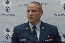 Spencer Stone bị đâm trọng thương. (Nguồn: airforcetimes)