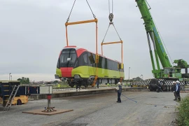 Đoàn tàu đầu tiên tuyến metro Nhổn-ga Hà Nội đã về tới Thủ đô. (Ảnh: MRB cung cấp)