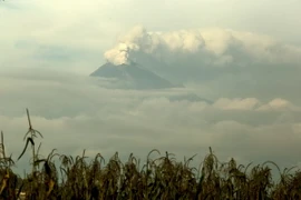 Núi lửa Popocatépetl hôm 27/9. (Nguồn: elpais.com)