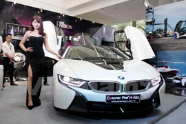 Siêu phẩm BMW i8 tại triển lãm BMW World Vietnam 2016. (Ảnh: Doãn Đức/Vietnam+)