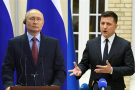 Tổng thống Nga Vladimir Putin (trái) và Tổng thống Ukraine Volodymyr Zelensky. (Ảnh: AFP/TTXVN) 