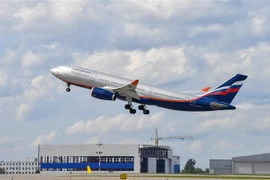 Máy bay của hãng hàng không Nga Aeroflot cất cánh từ sân bay Sheremetyevo ở ngoại ô Moskva (Nga). (Ảnh: AFP/TTXVN)