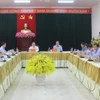 Kon Tum cần xây dựng sản phẩm đặc trưng hướng đến xuất khẩu ra ngoài nước 2 Đoàn Kiểm tra số 1922 của Bộ Chính trị làm việc với Ban Thường vụ Đảng ủy UBND tỉnh Kon Tum sáng 6/3. (Ảnh: Dư Toán/TTXVN)